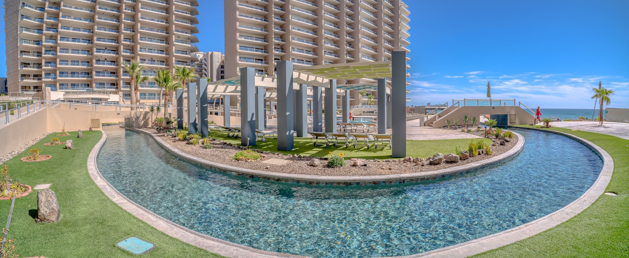 Las Palomas lazy river