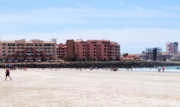Beach near Marina Pinacate and the harbor seawall