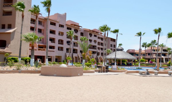 Marina Pinacate building beside the pool area