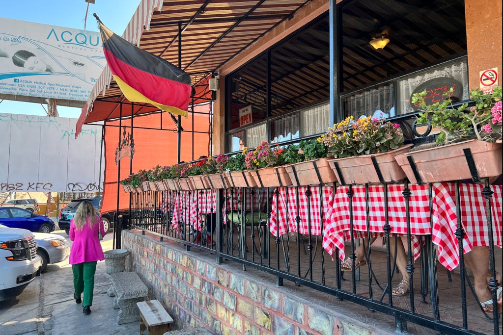 Kaffee Haus restaurant in Puerto Peñasco